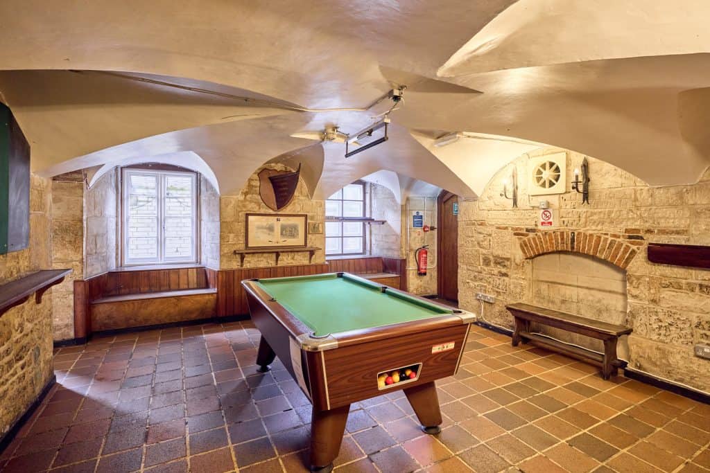 Beer Cellar - pool table
